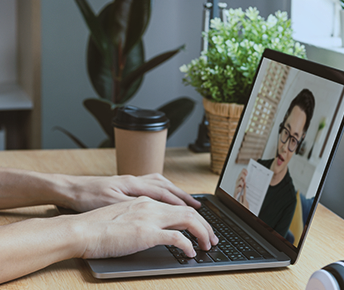 in person vs online therapy which is better for you 1 l